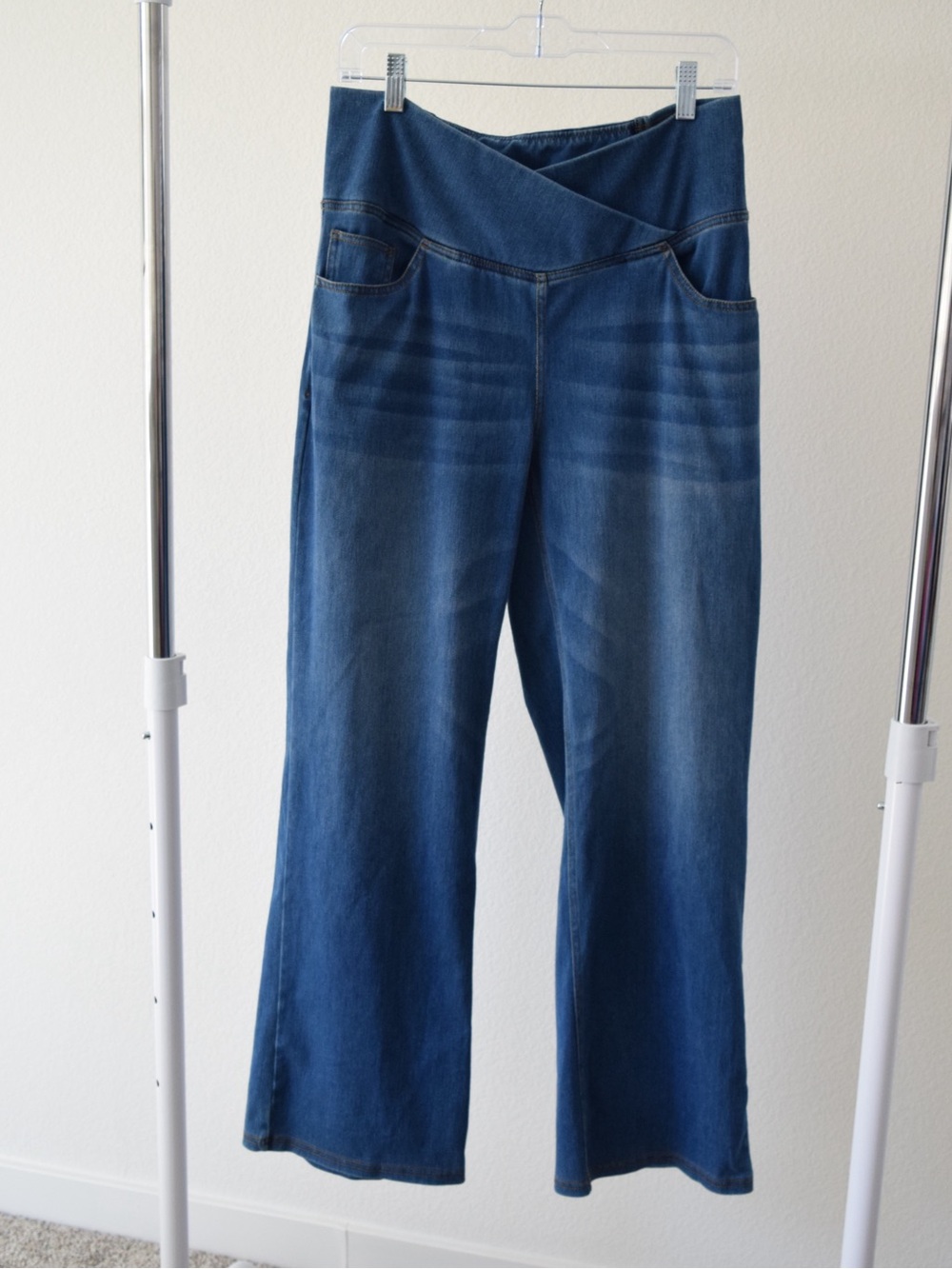 Halara Flex Large Crossover High Waisted Tummy Control Casual Straight Leg Jeans - Picture 4 of 9